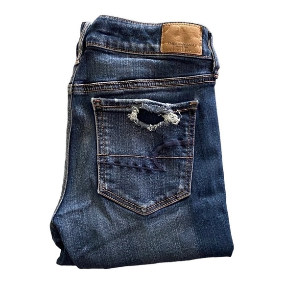 AMERICAN EAGLE OUTFITTERS-JEANS-4 SHORT - Picture 1 of 10